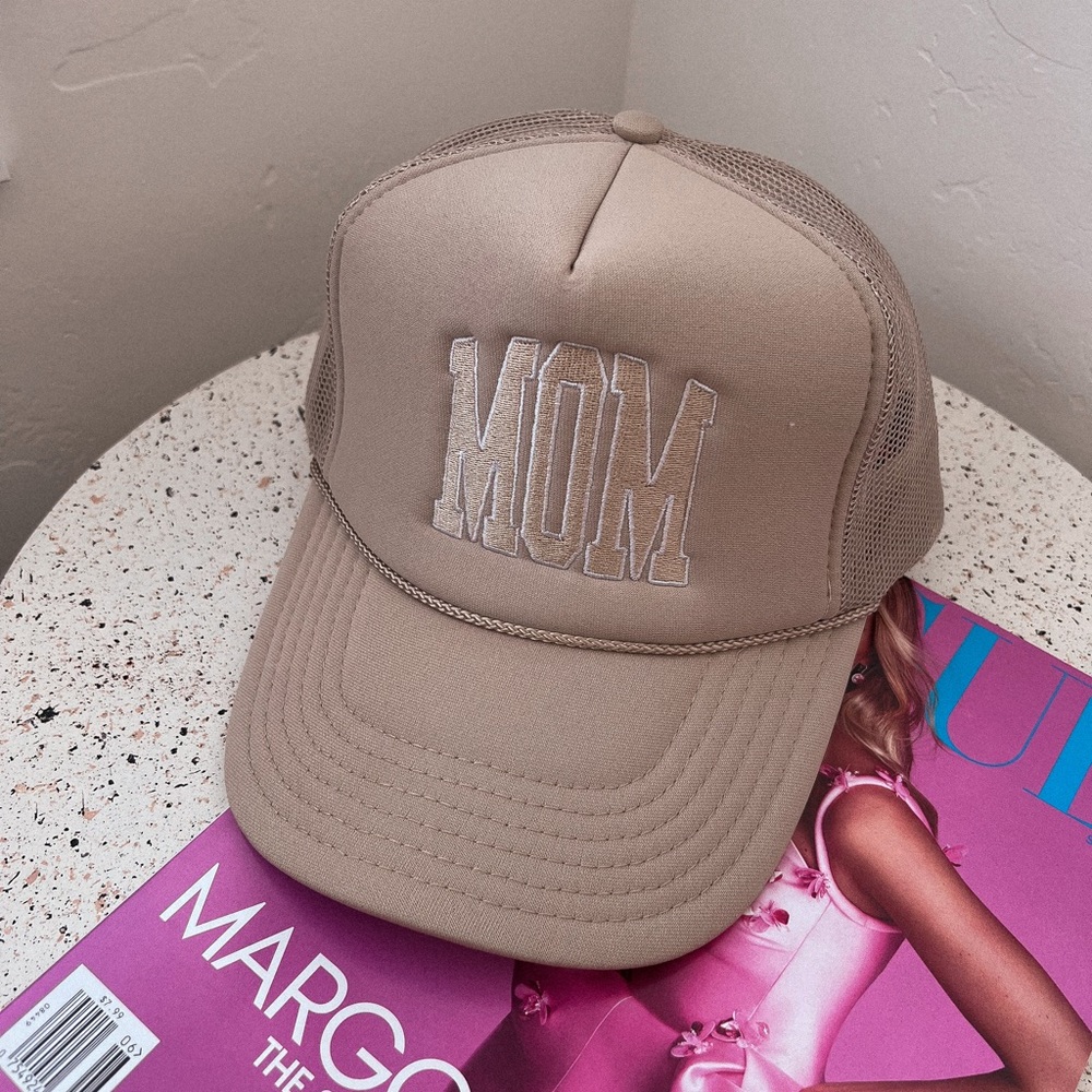 MOM trucker hat